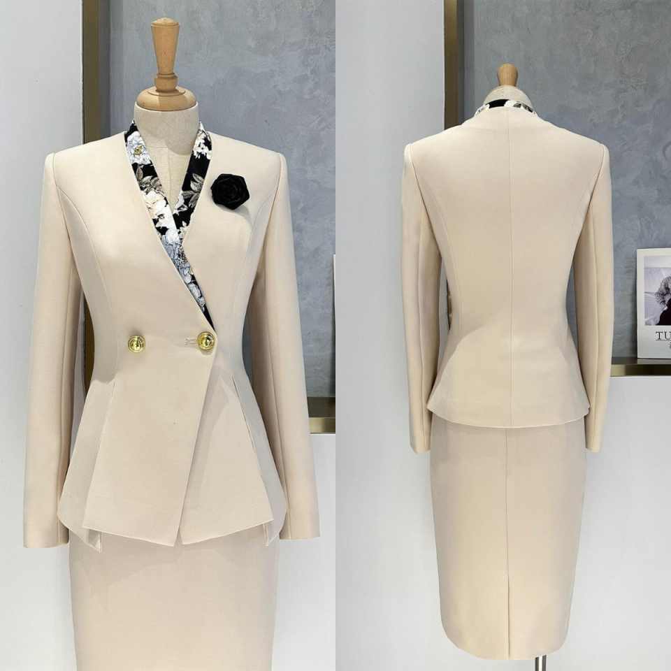 Women Formal Wear For Conference - Elegant Peplum Women Suit Set Notched
