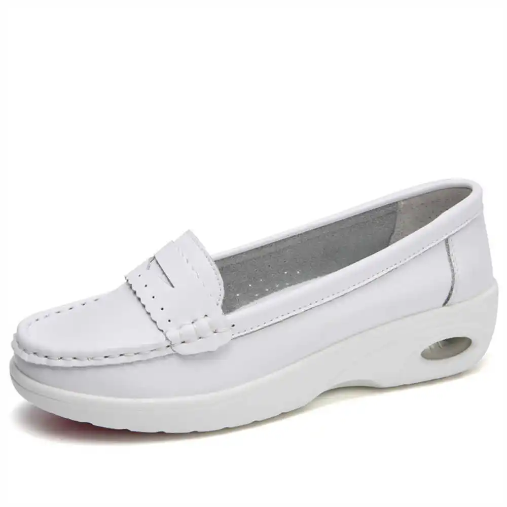 Thick Sole Slipon White Traine - Formal Women Daily Wear Slippers recension och pris