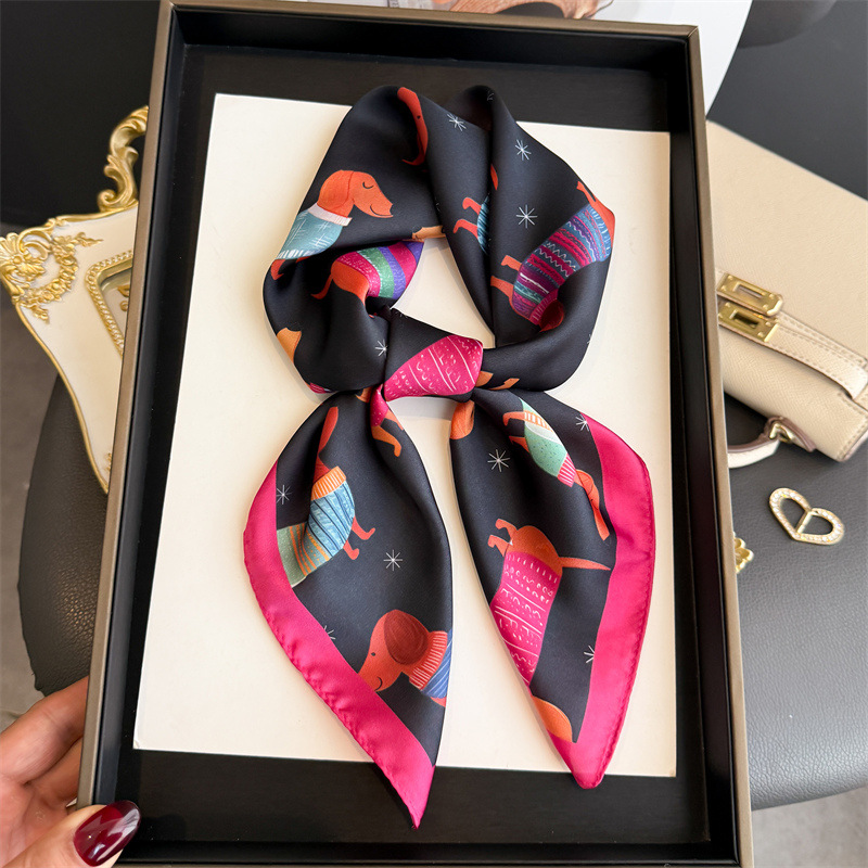 Fashion Wiener Dog Print Banda - Scarf Silk Neck recension och pris