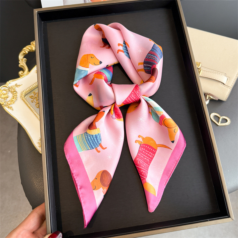 Fashion Wiener Dog Print Banda - Scarf Silk Neck recension och pris